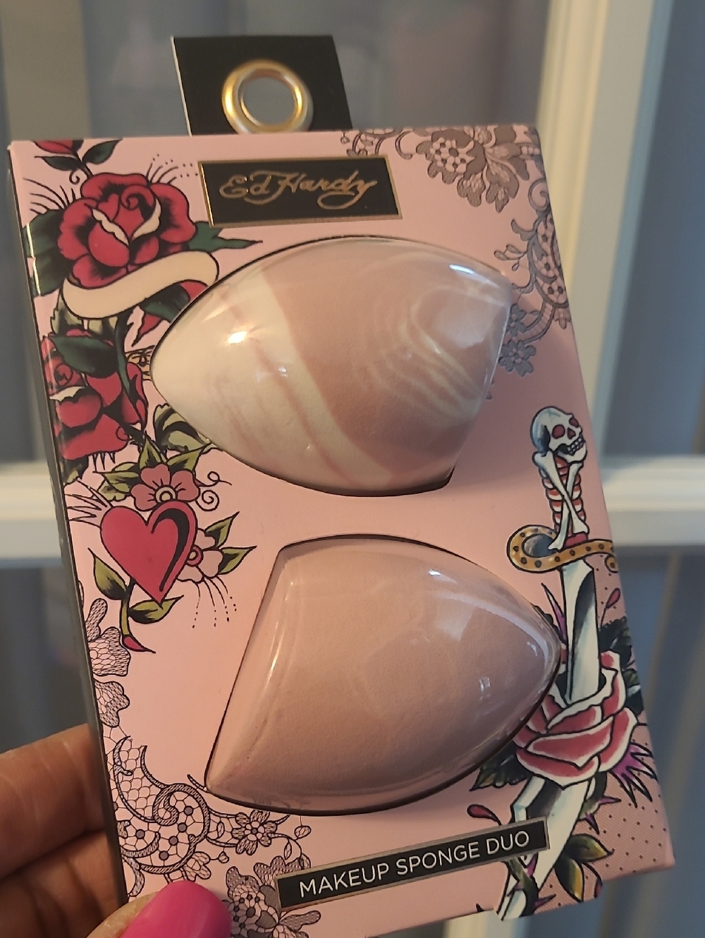 Ed Hardy Make Up Sponge Duo - Picture 3 of 4
